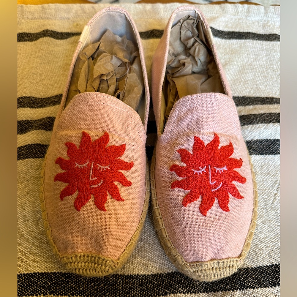 Soludos size 8 Espadrille-  Pink Smiling Sun